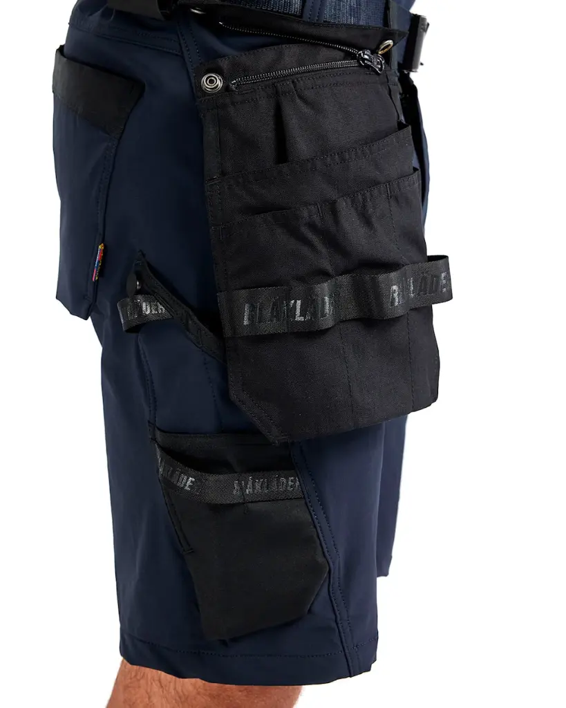 170216458699_Full_Stretch_Short_Afritsbare_Pocketzakken_Marine_Zwart-Pocketzakken_Afritsen-1.webp